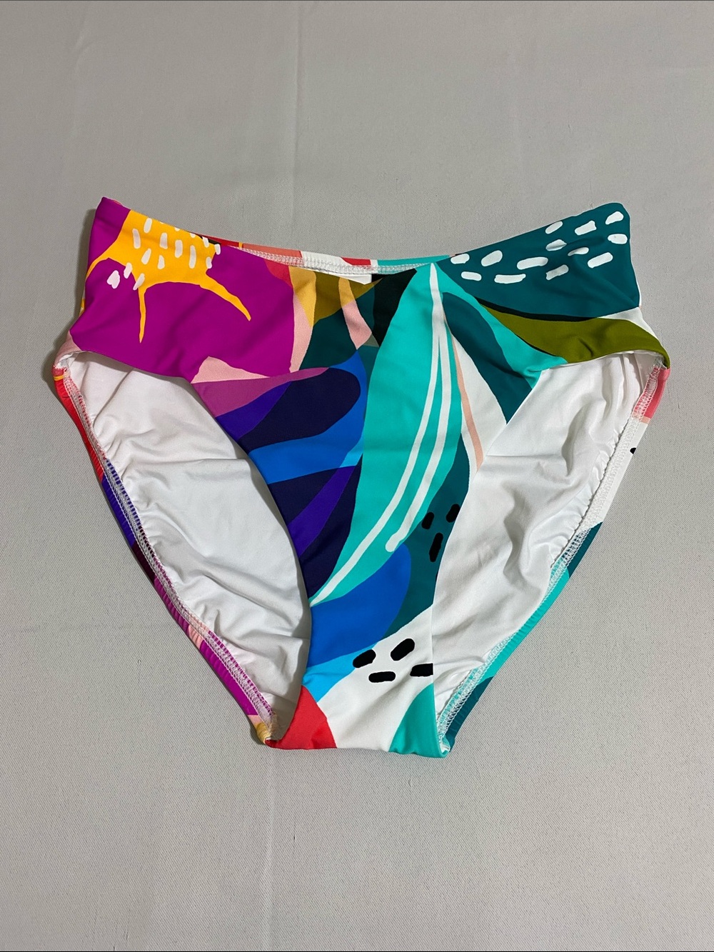 LA BLANCA Eclectic Shore V-front High Waist Bikini Bottom w UPF 50+ Size 4